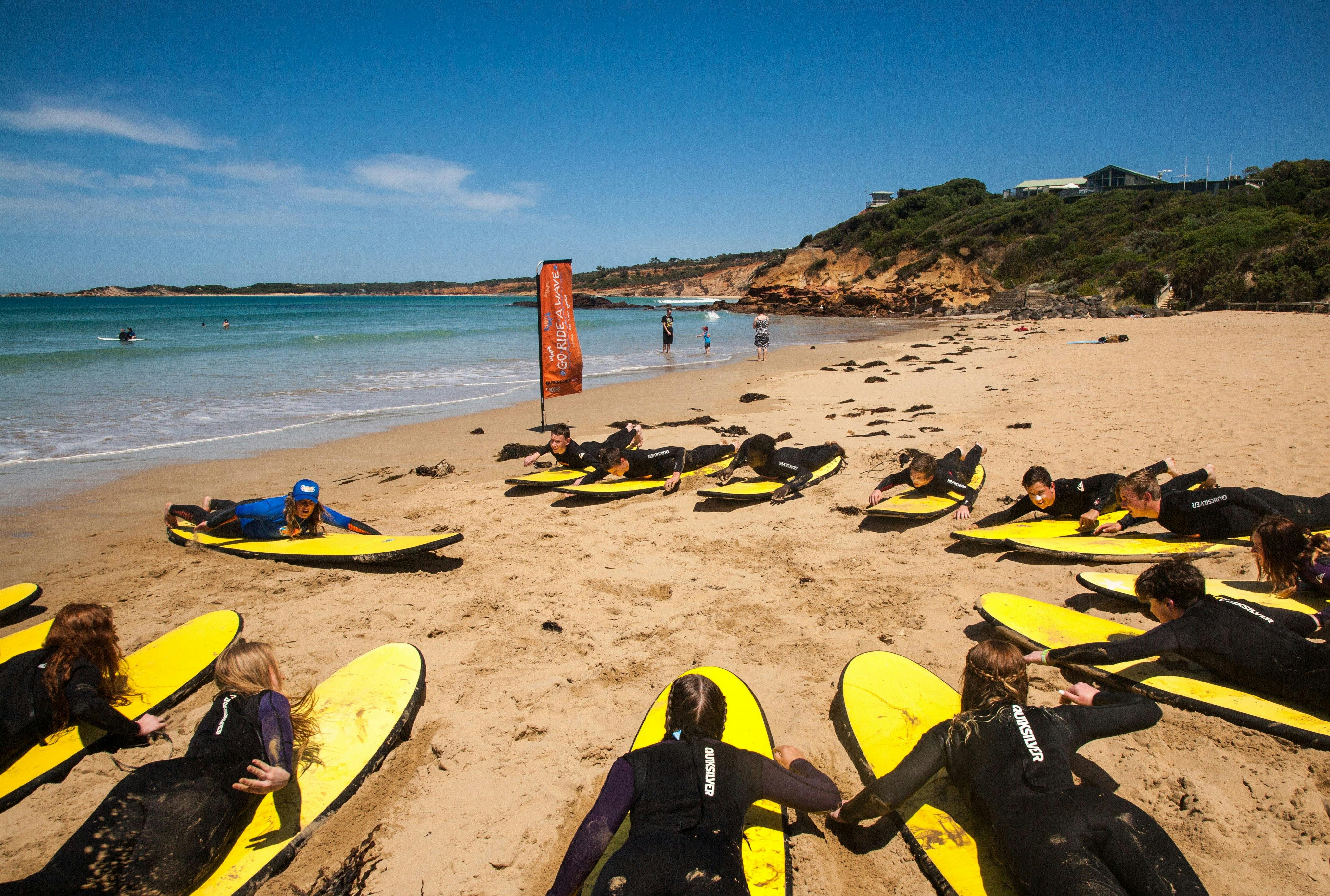 Surfing lesson Anglesea