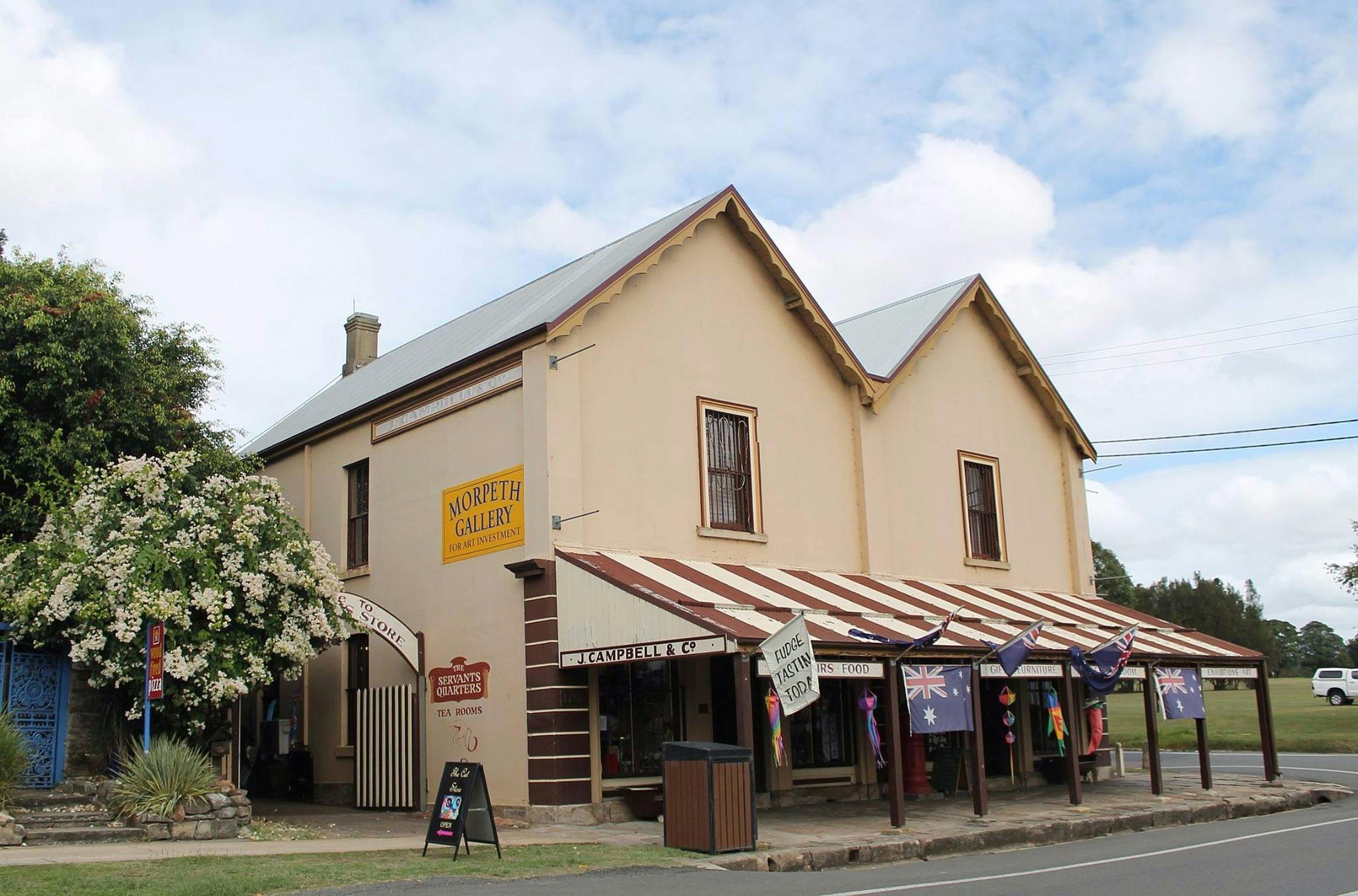 Servant's Quarters Tea Rooms at Campbell's Store complex
