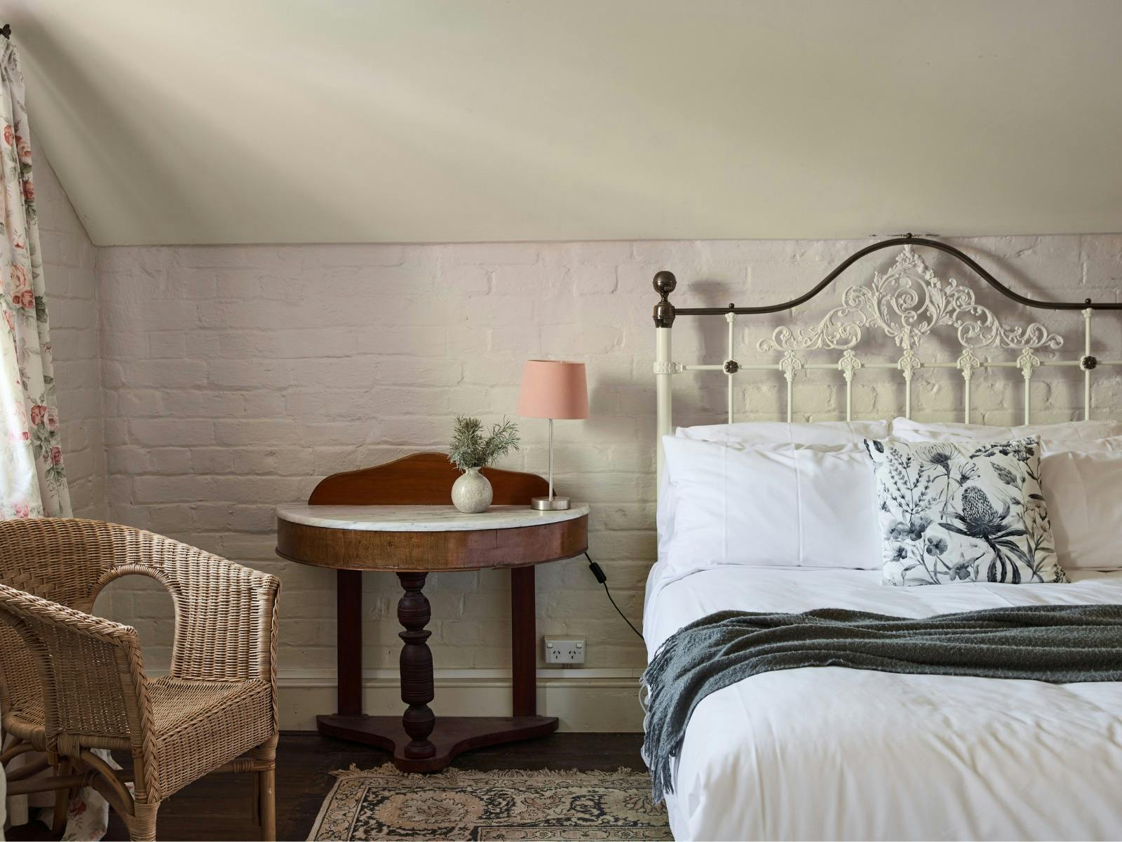 Coachmans Cottage Bedroom