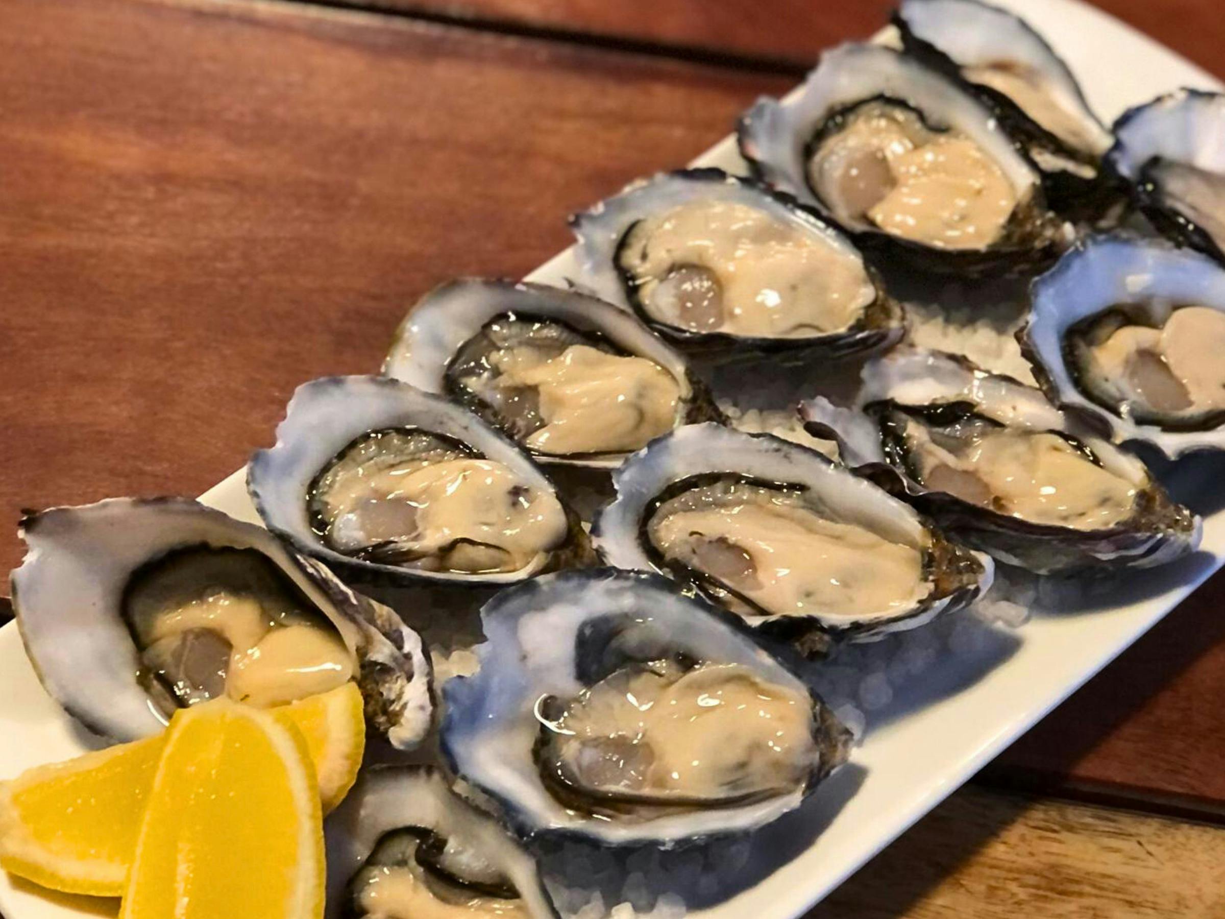 Oyster Hour!