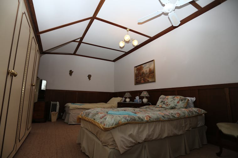 HERITAGE TWIN BEDROOM