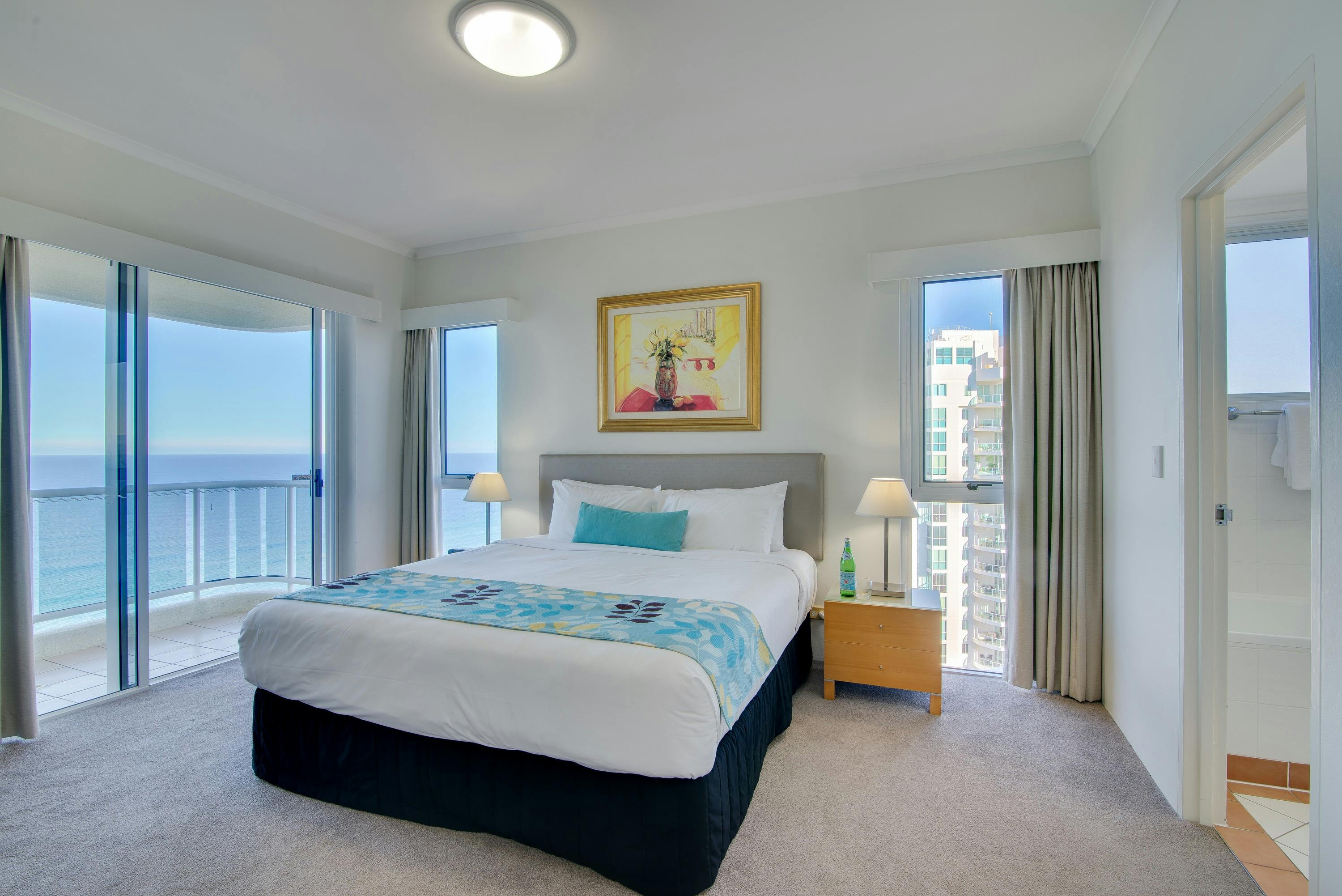 1 Bedroom Ocean Apartment