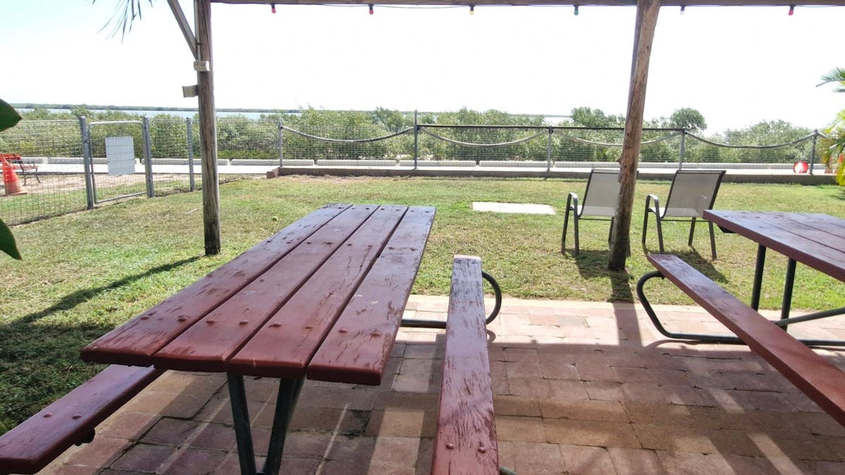 Harvey's Drift Away Units in Karumba  Outdoor Area