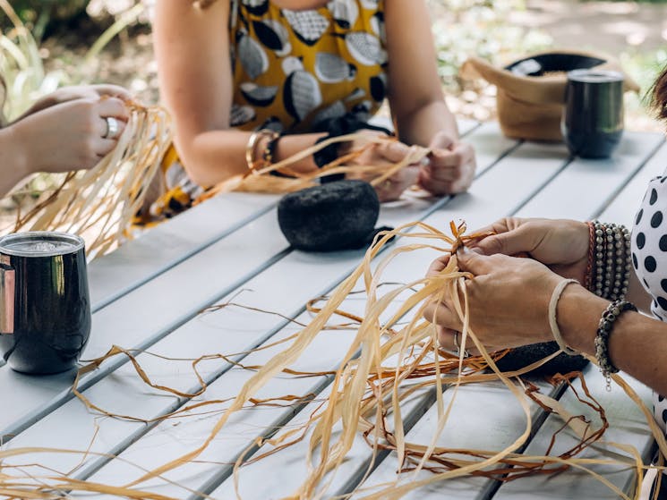 Basket Coiling with Raffia