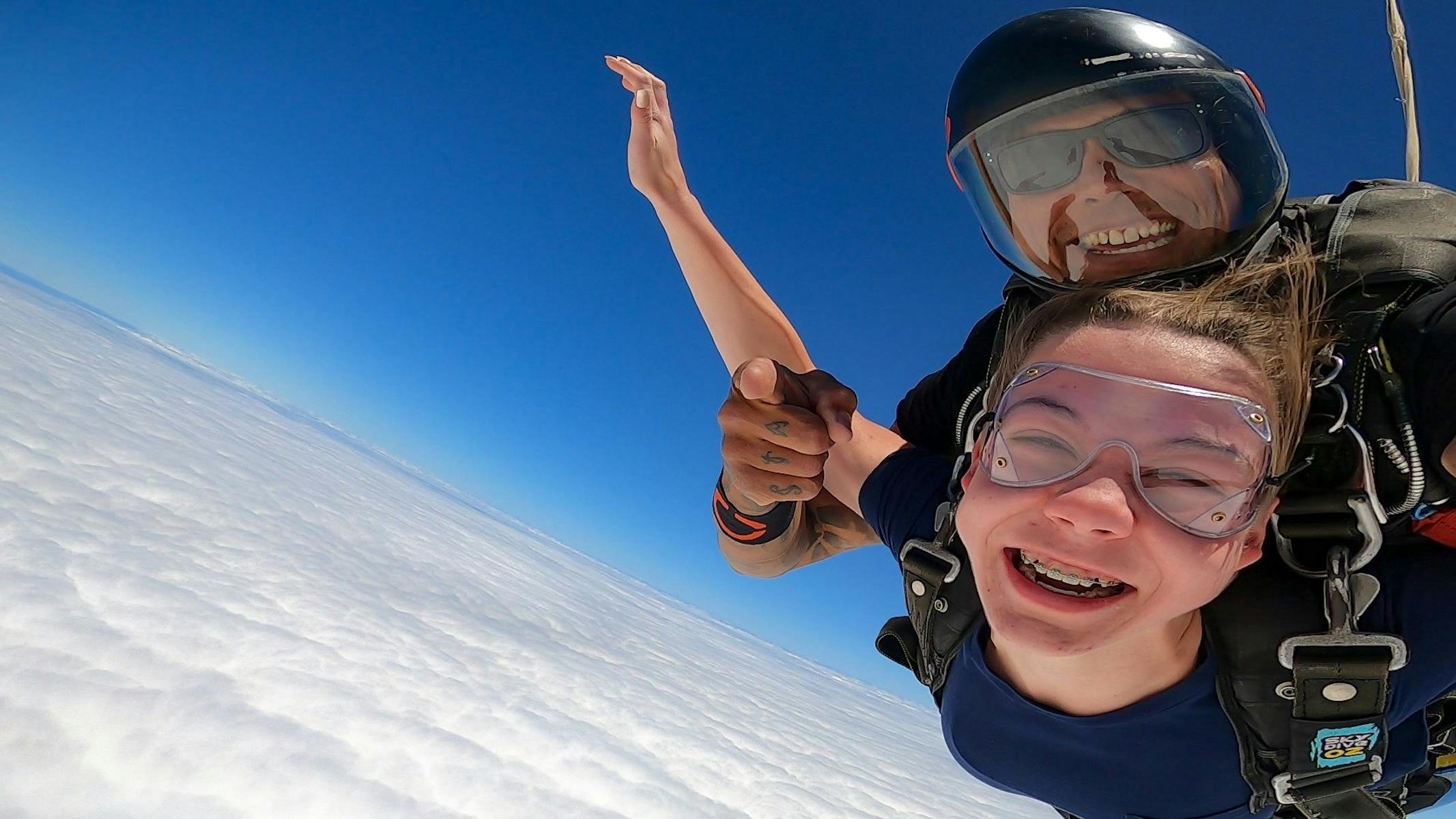 tumut-tandem-skydiving-new-date-nsw-holidays-accommodation