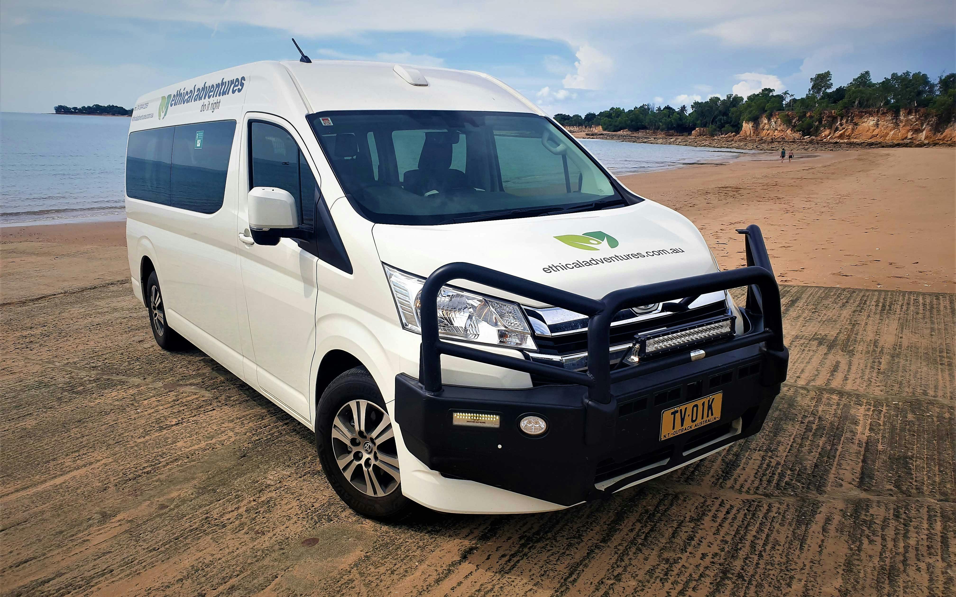 Tour Vehicle - 2022 GL