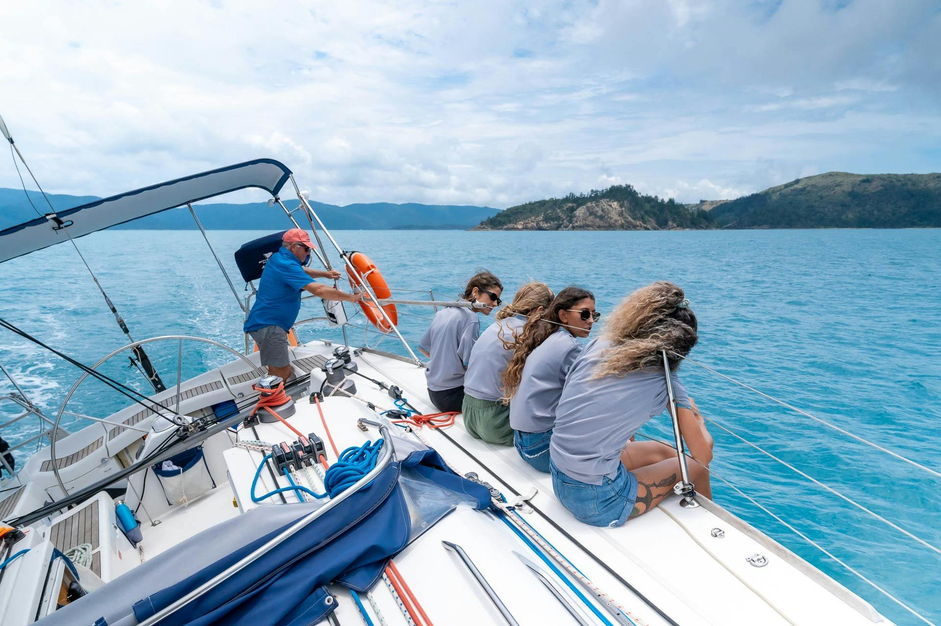 1 Day Sailing Explore