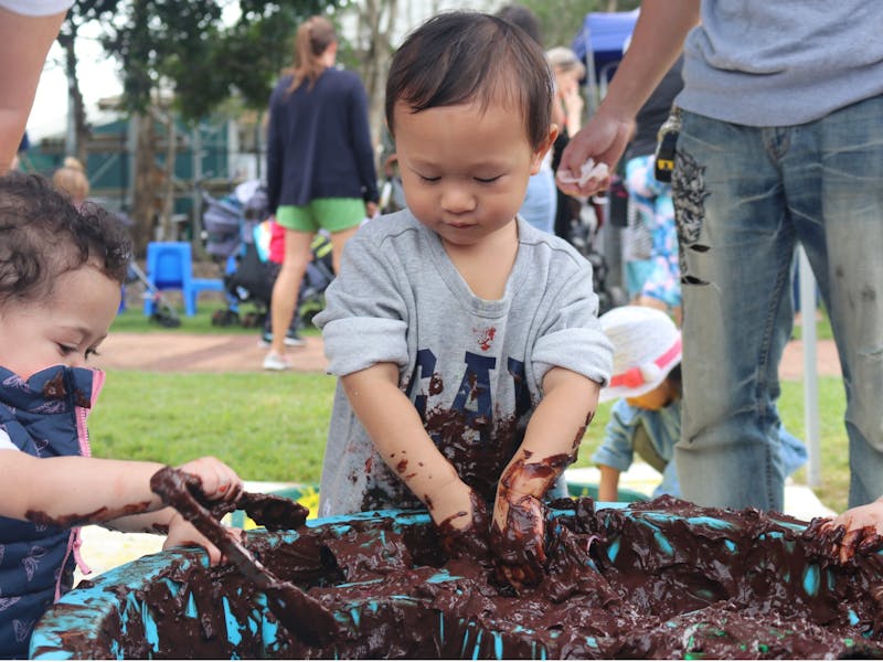Image for Messy Play Matters: Mt Isa