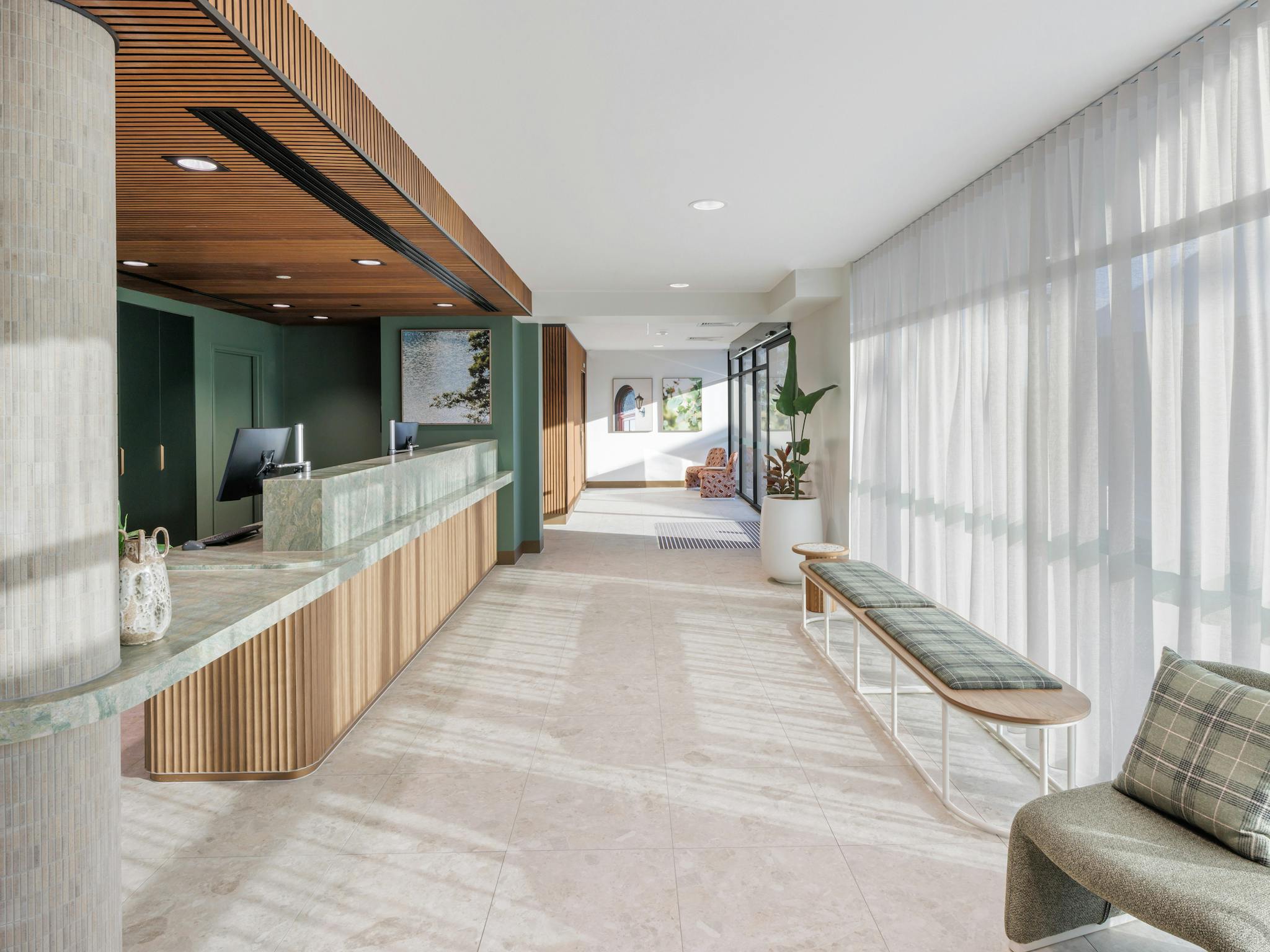 Lobby & Reception