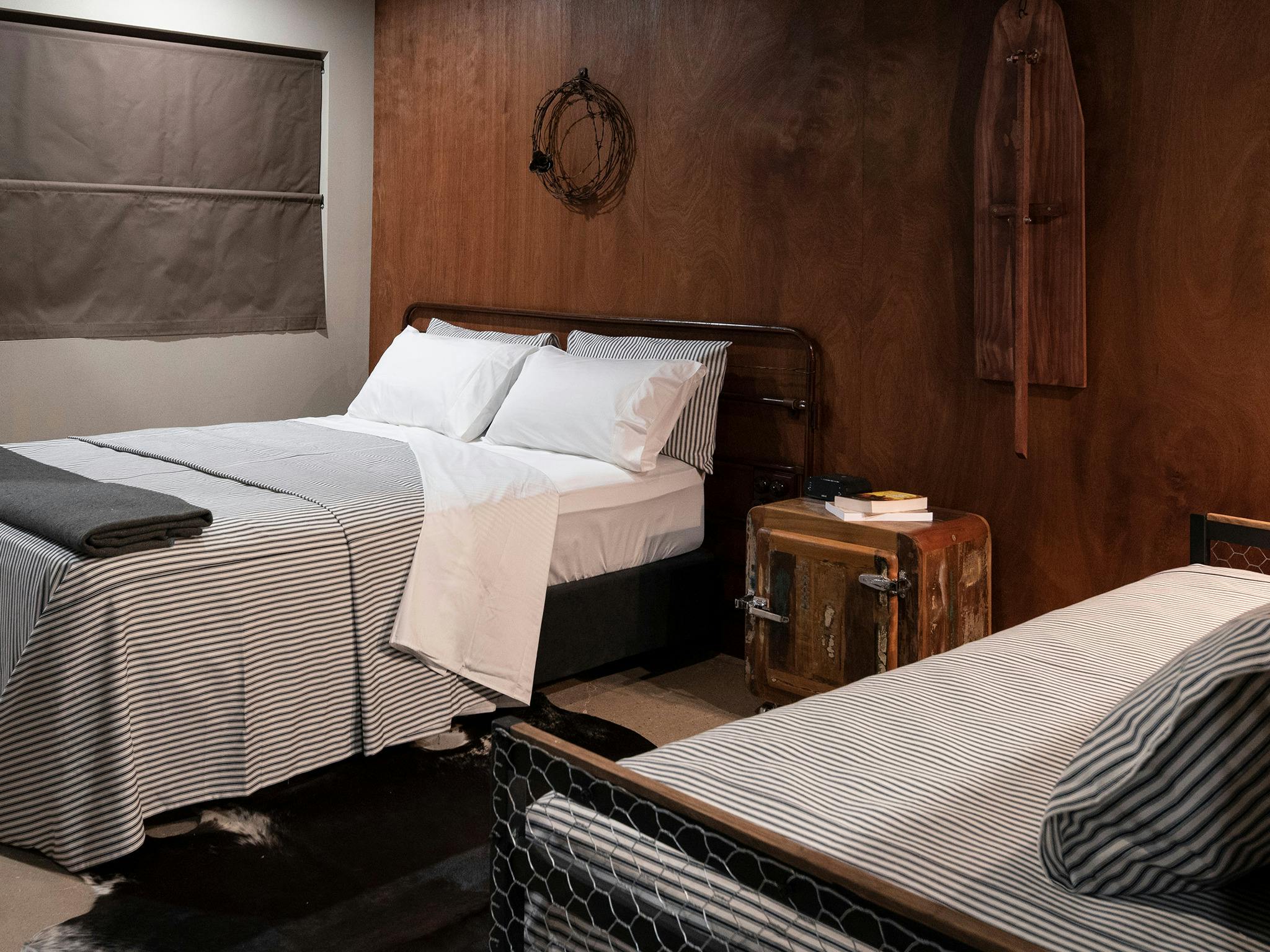 Bedroom with queen bed