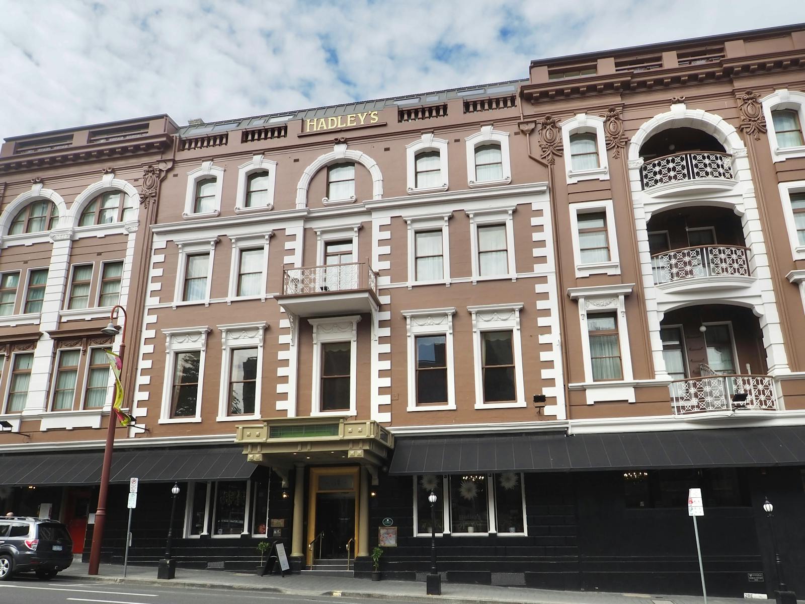 Hadley's Hotel home for the Tasmanian Nightingale