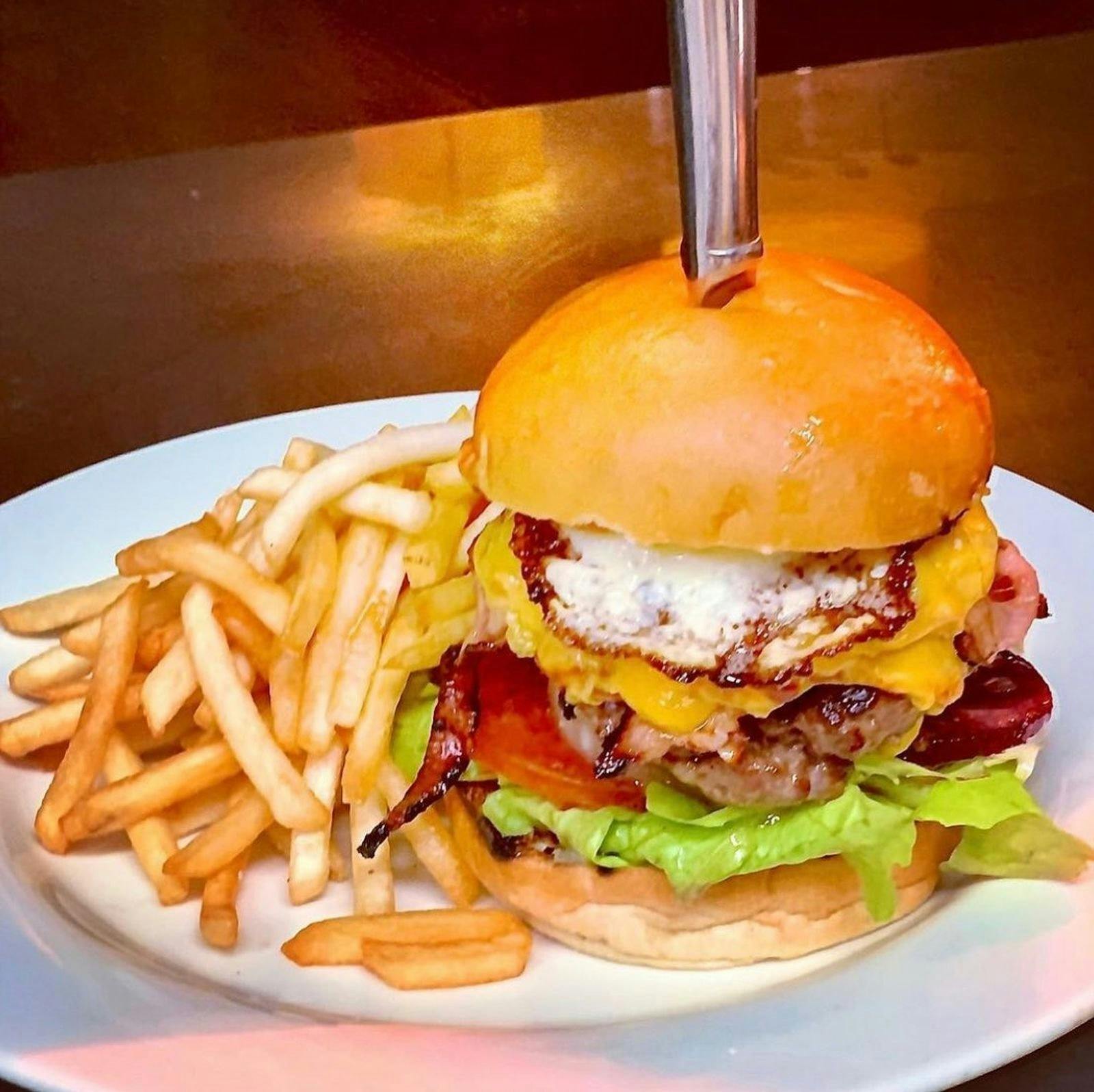 Burgers n Chips