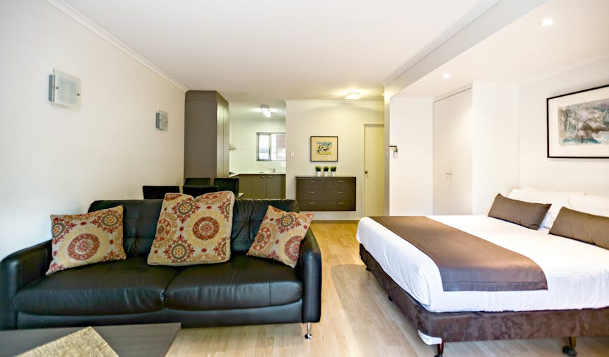 Archer Street Studio Apartment
