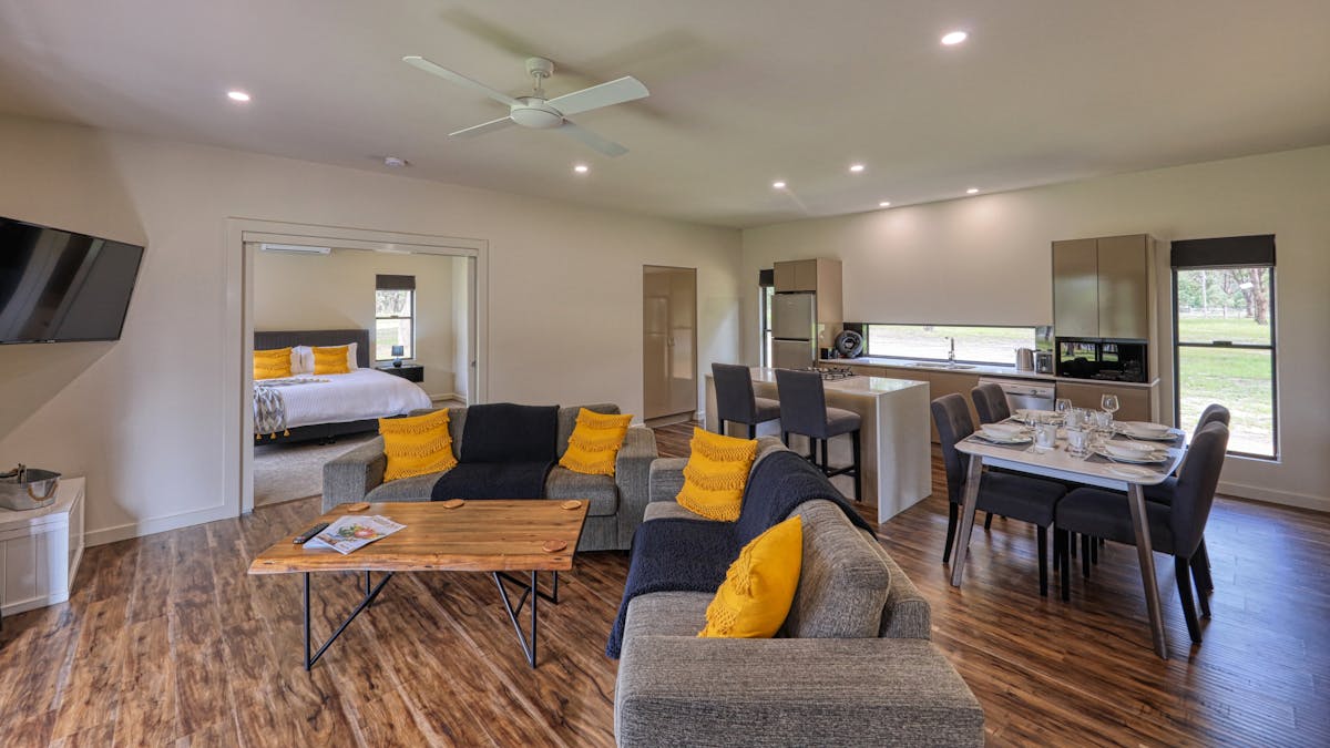 Lounge/Dining/Kitchen/Bedroom