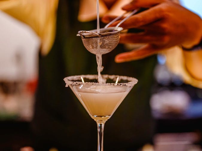 Cocktail making with native ingredients