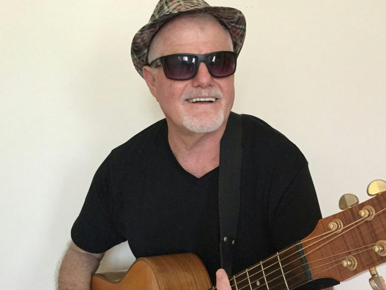 Bob the Muso live at Delatite Hotel
