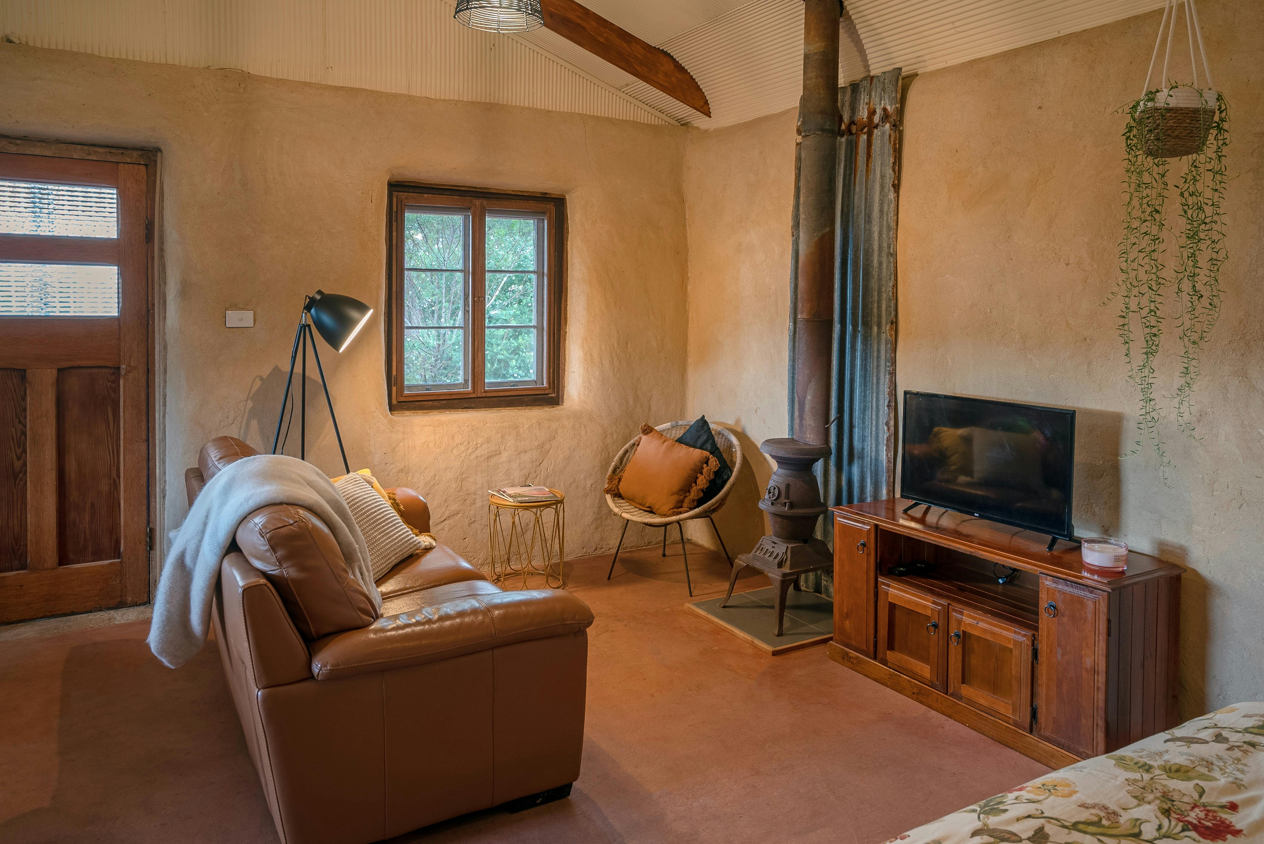 With a smart TV, WiFi, books, cards and games you're not likely to get bored.