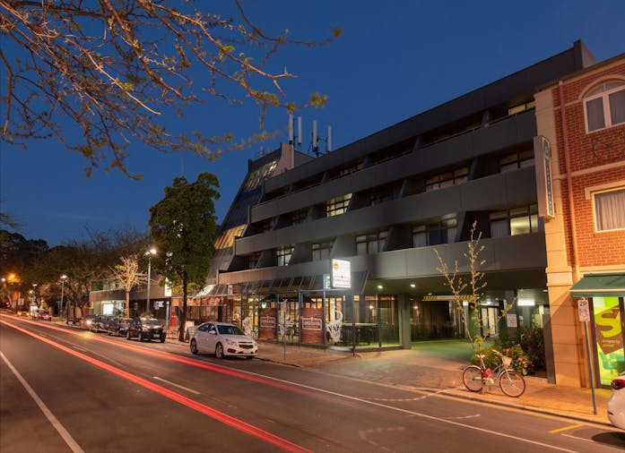 Adelaide Meridien Hotel Apartments