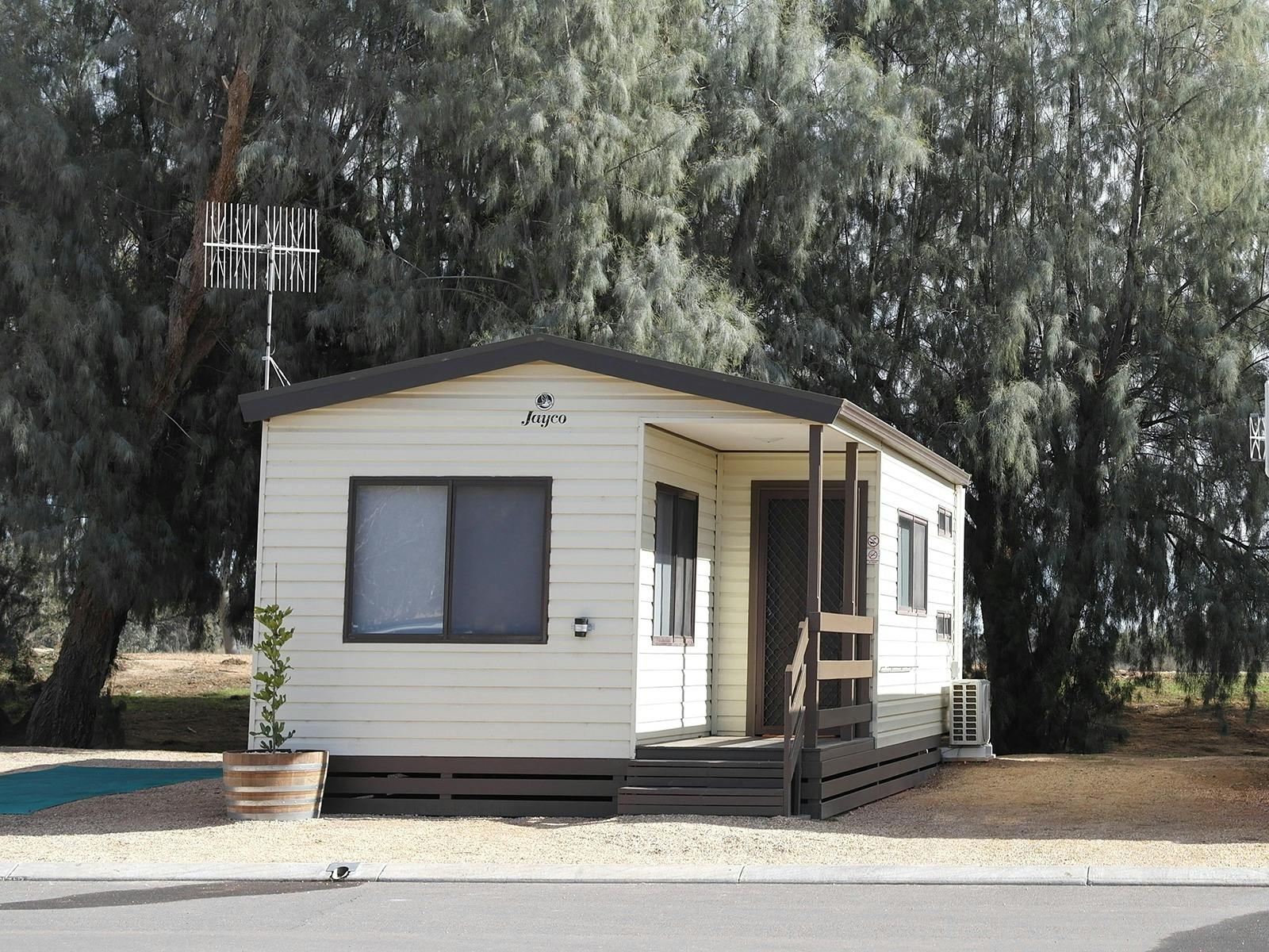 Classic Cabins - 4 People