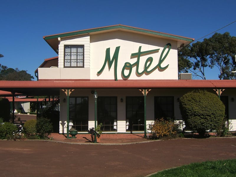 Bandicoot Motor Inn