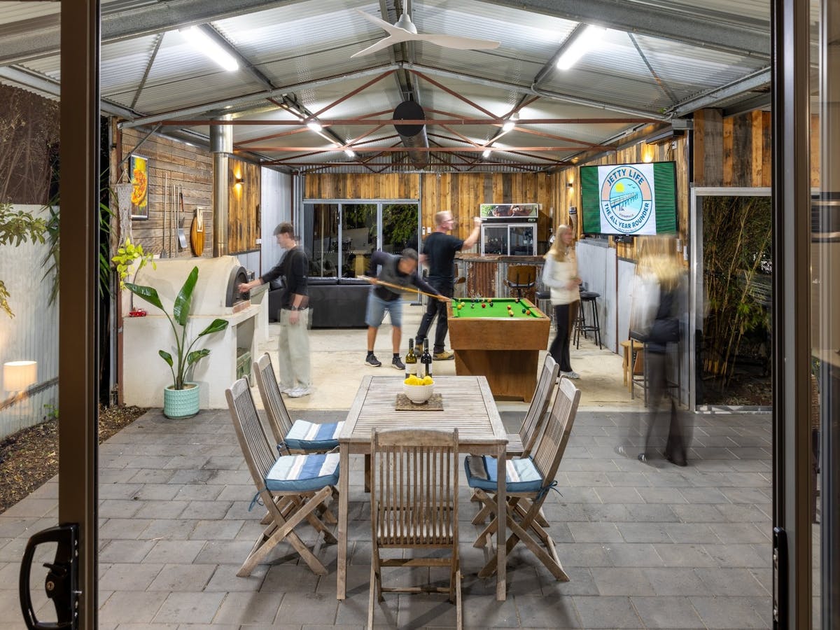 Jetty Life Beachside games room