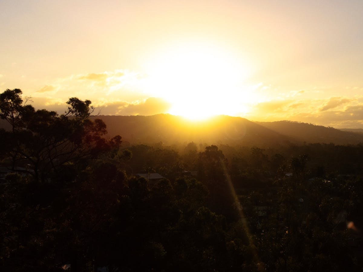 Sun setting over the hinterland taken from Mudgeeraba Sun setting over the hinterland taken from Mudgeeraba