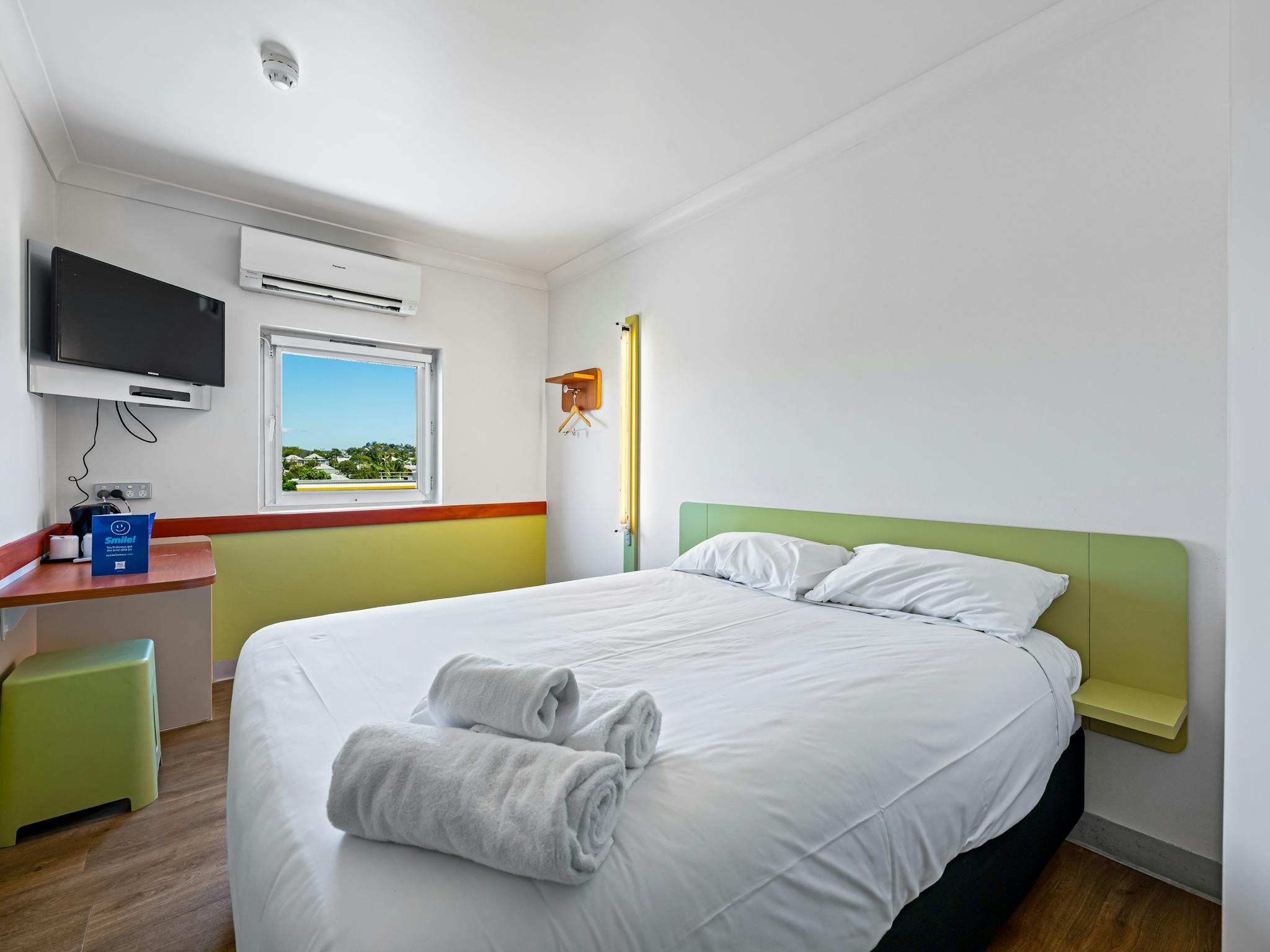 King bed Room King bed Room