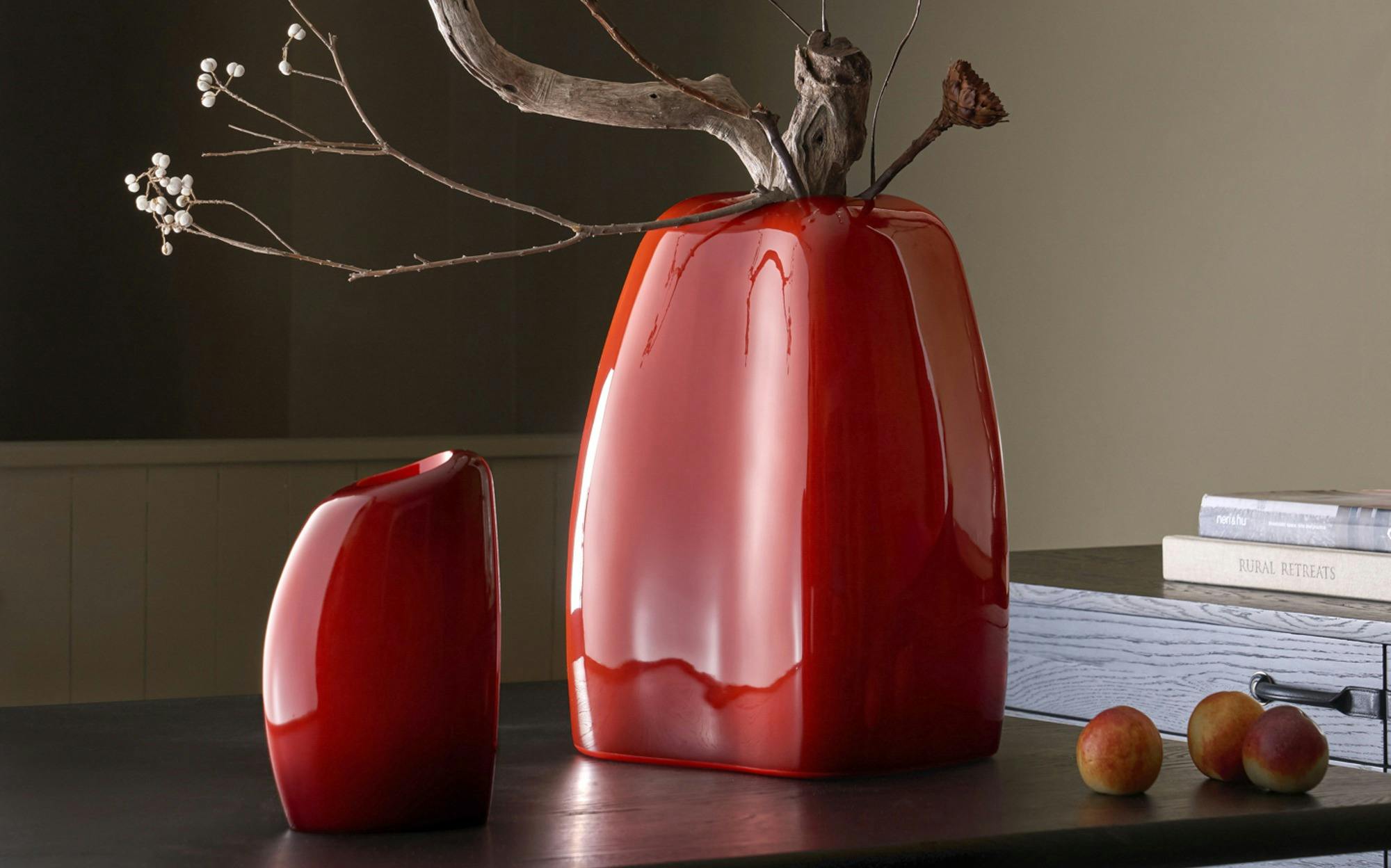 Hanoia vietnamese lacquer vase