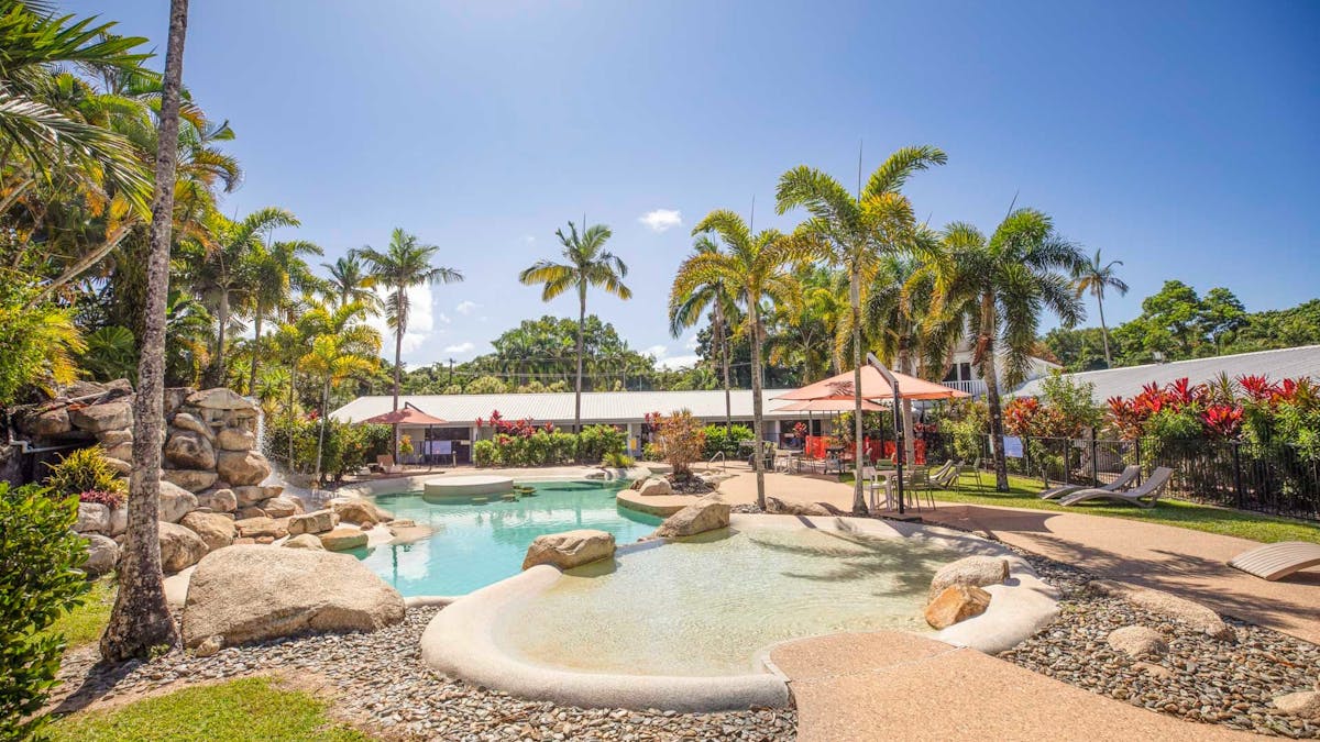 Nightelier Mission Beach Resort