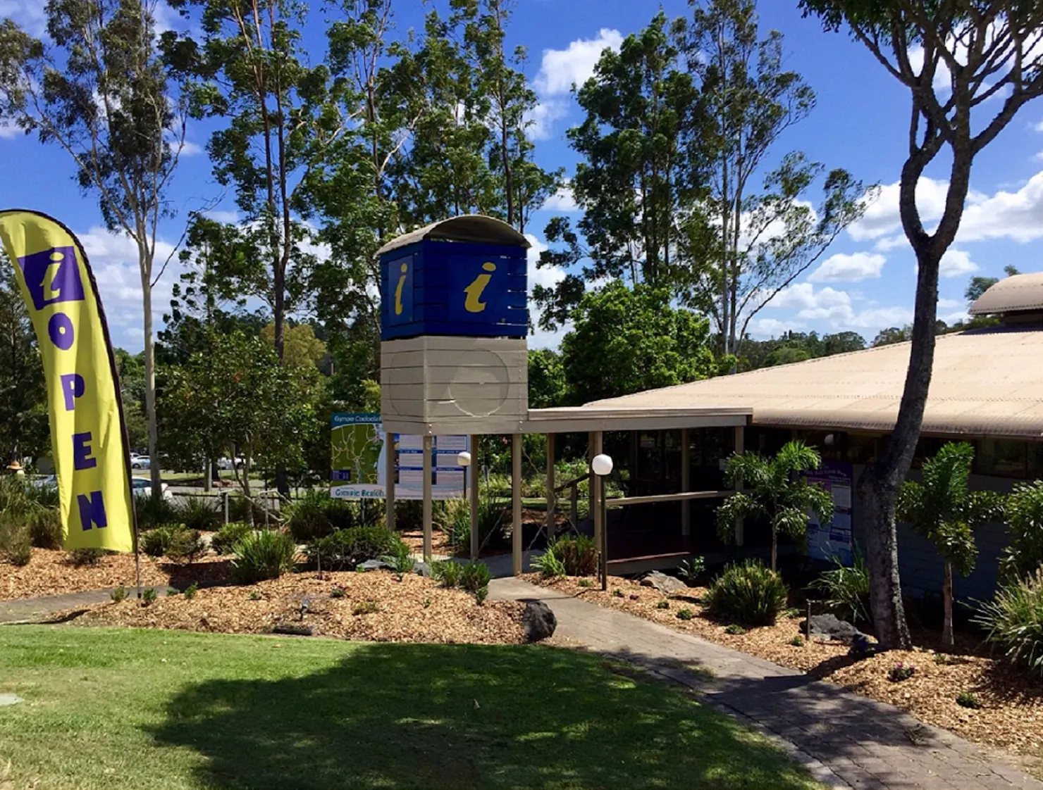 Destination Gympie Region Visitor Information Centre - Lake Alford, Gympie