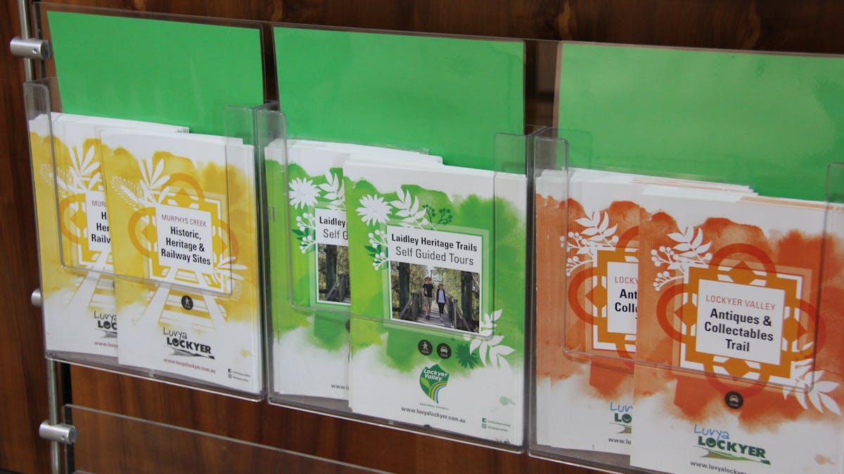 Booklets of self-drive trails