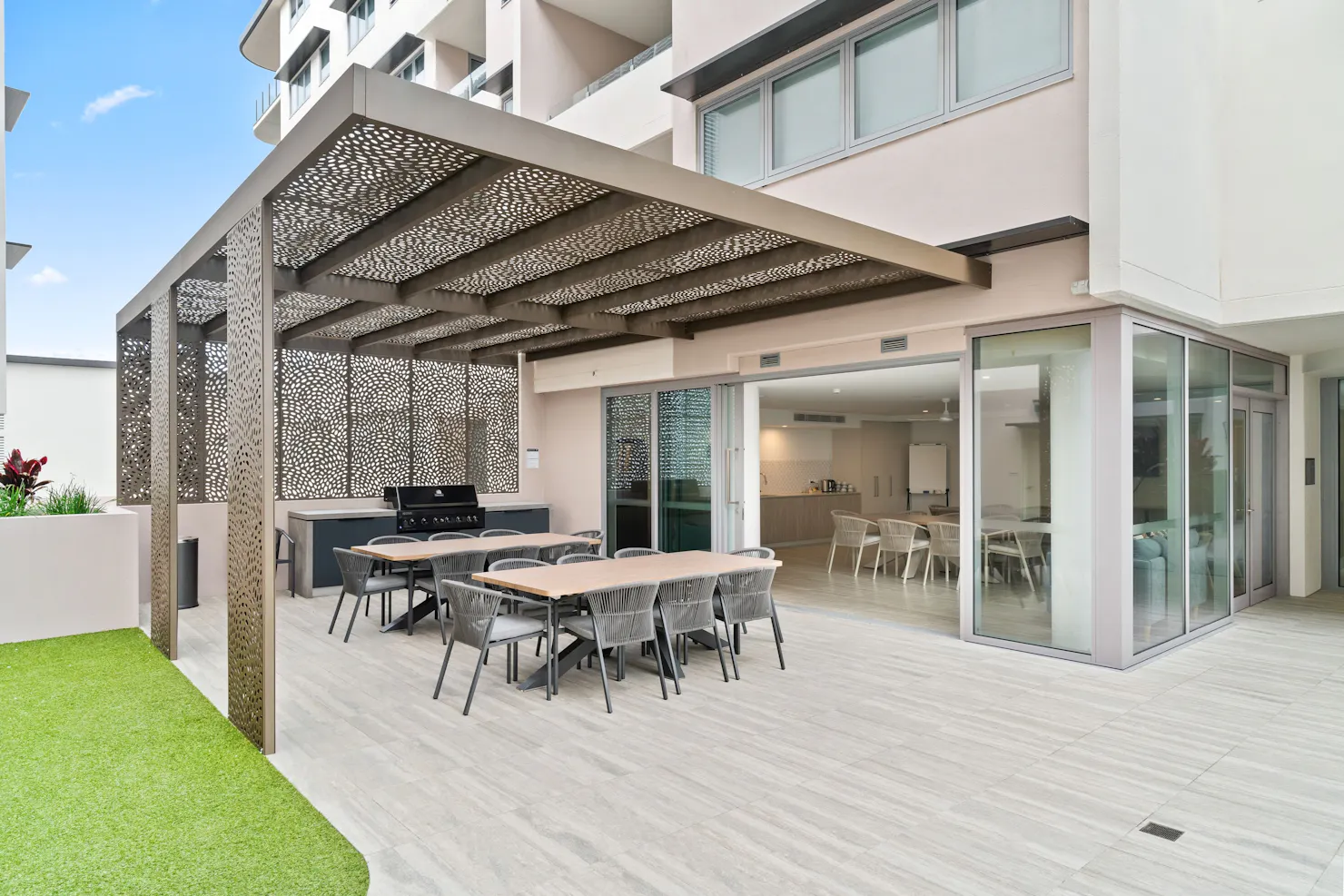Lowanna Beach Resort BBQ Area & Club Lounge