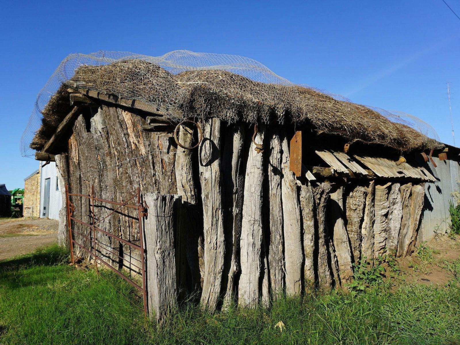 Slab thatched barn in Bethany