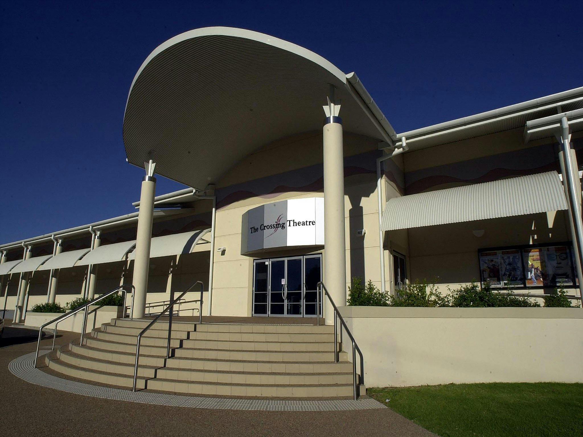 クロッシングシアターナラブライ