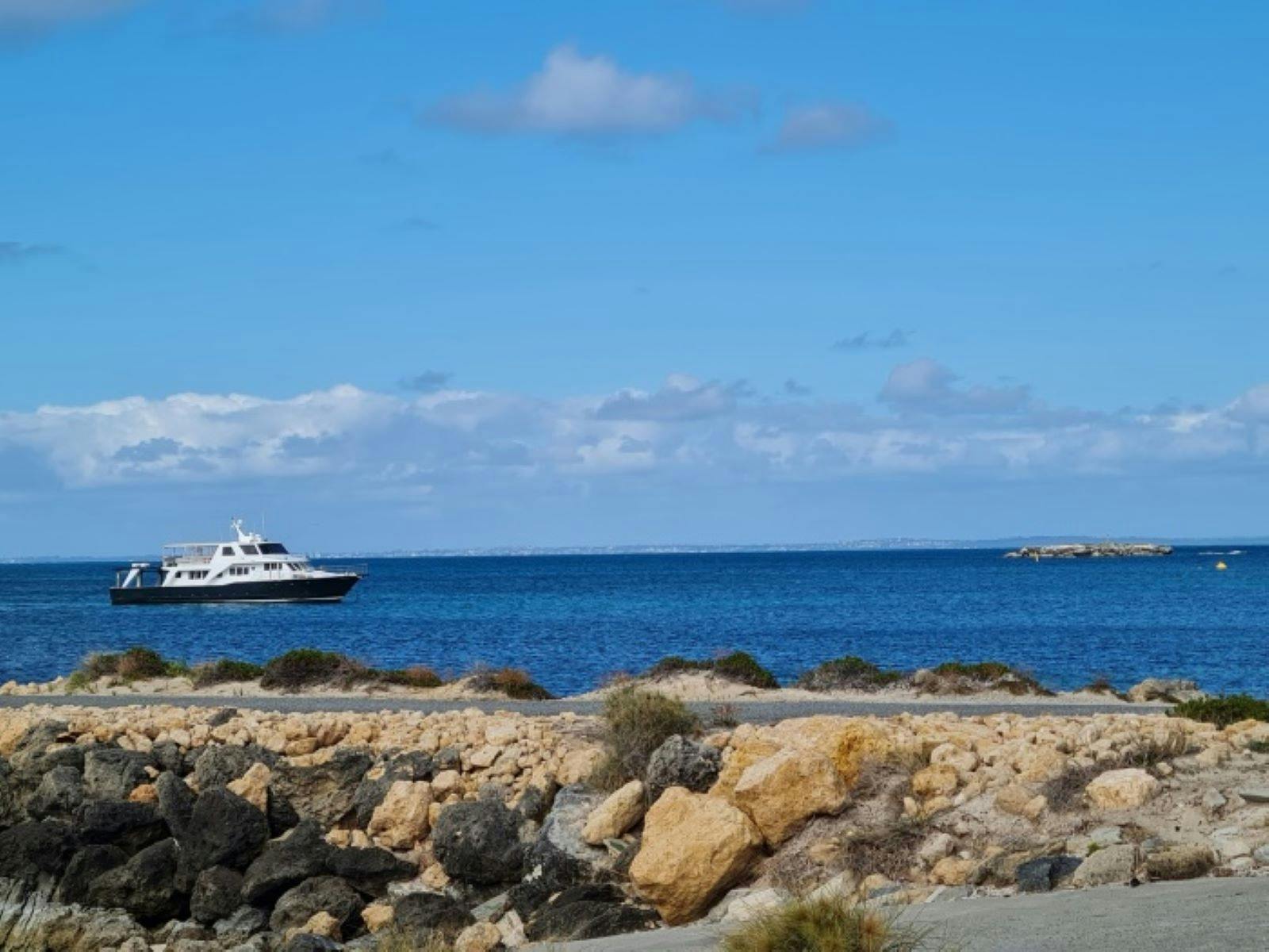 Blue Juice Charters Rottnest Island