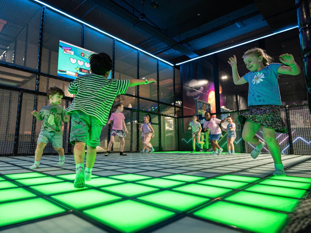 Area 51 World - Mt Gravatt