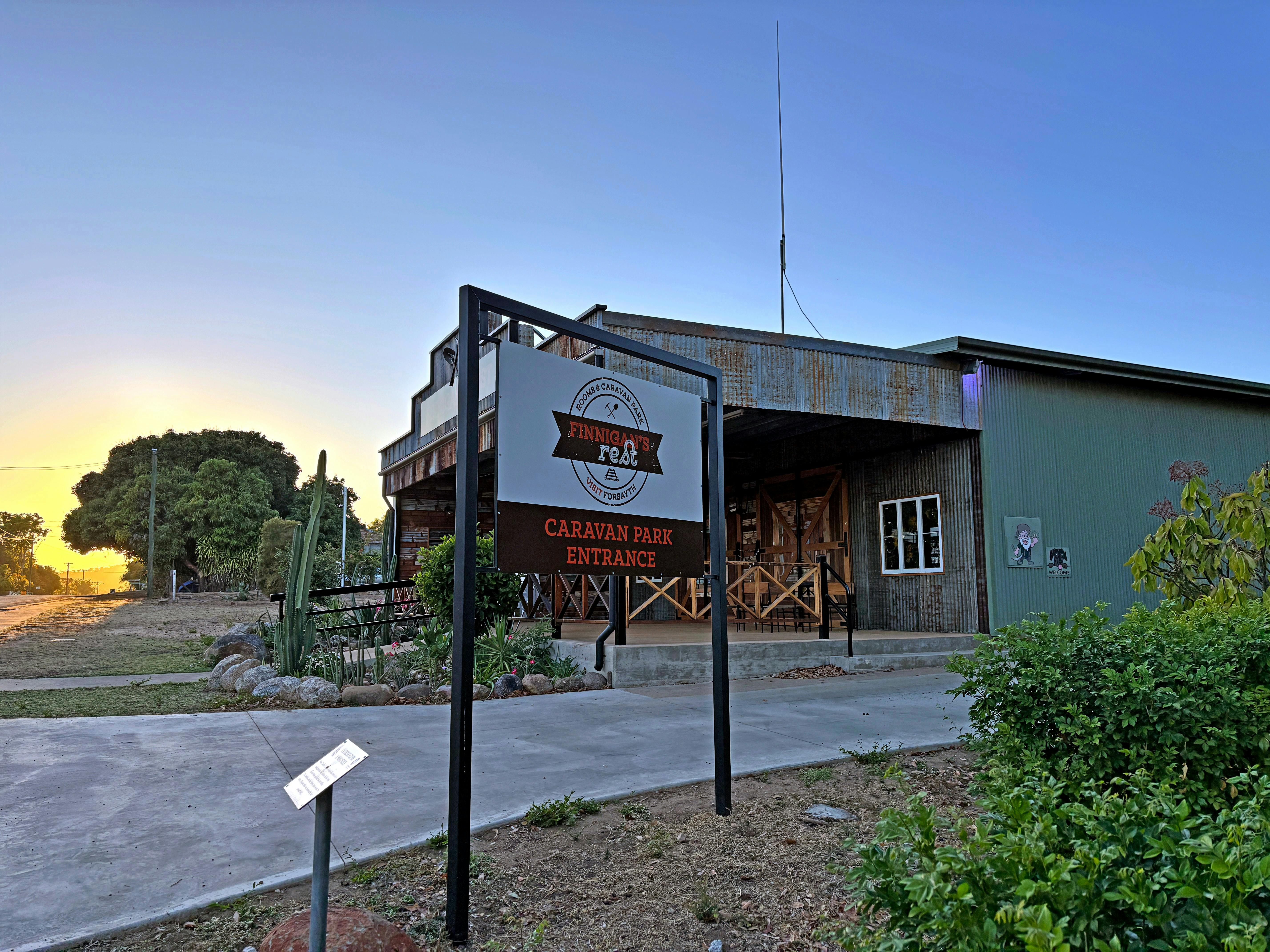 Finnigans Rest Caravan Park Entry
