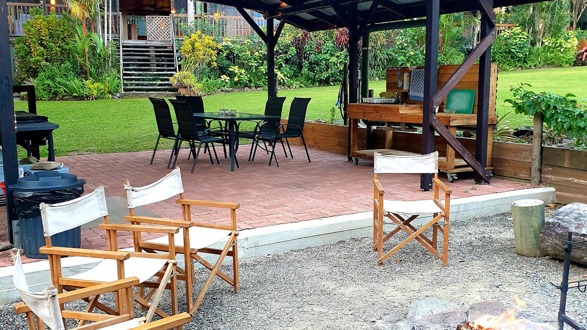 Mungumby Lodge Aussie fire pit and BBQ Pavilion