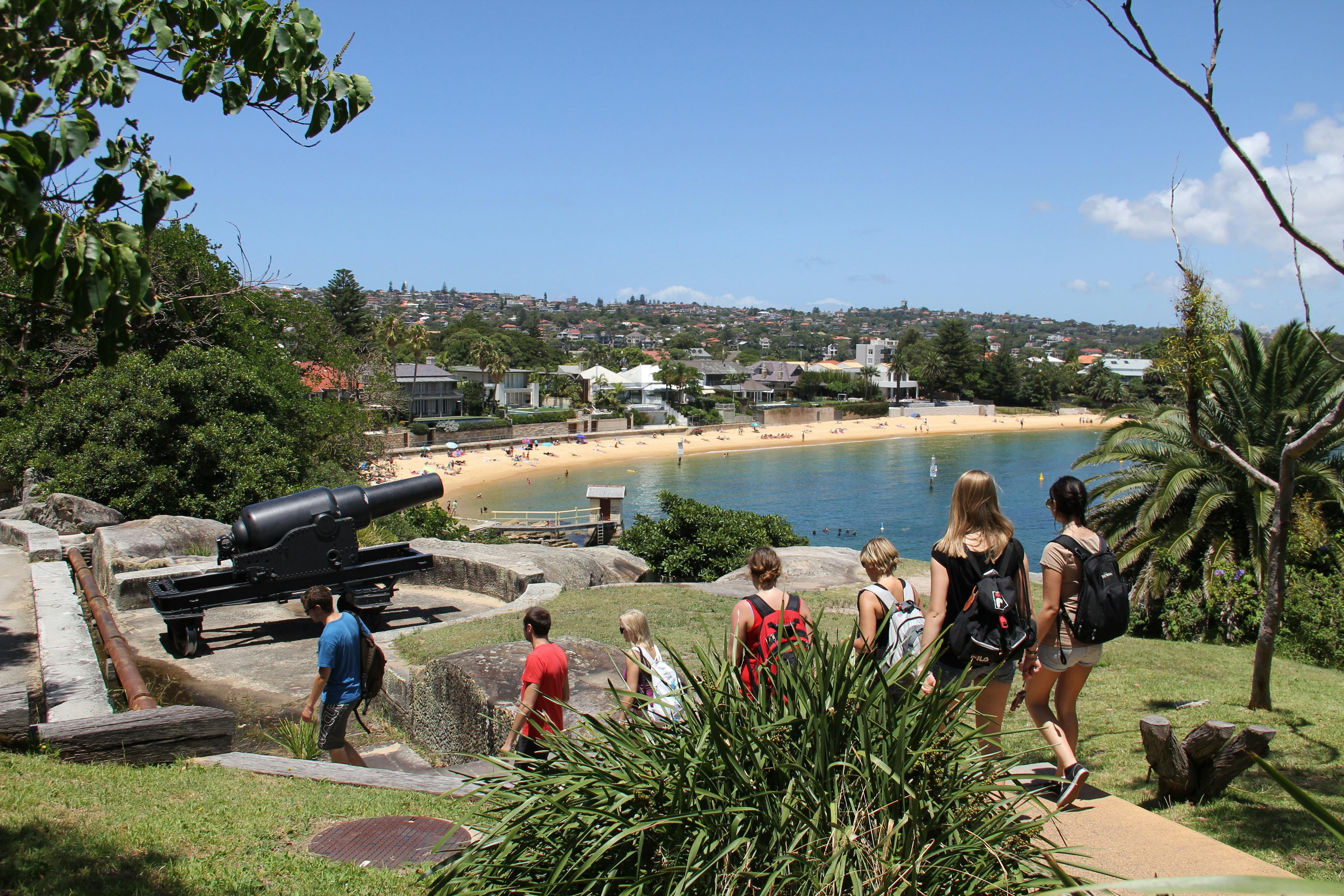 历史悠久的炮台，可欣赏海港景观 南头遗产步道 悉尼港国家公园