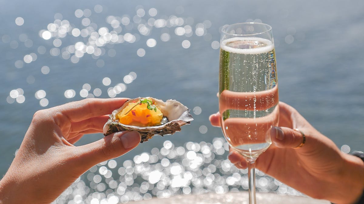 Oyster hour