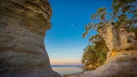 Hole in the Wall Beach