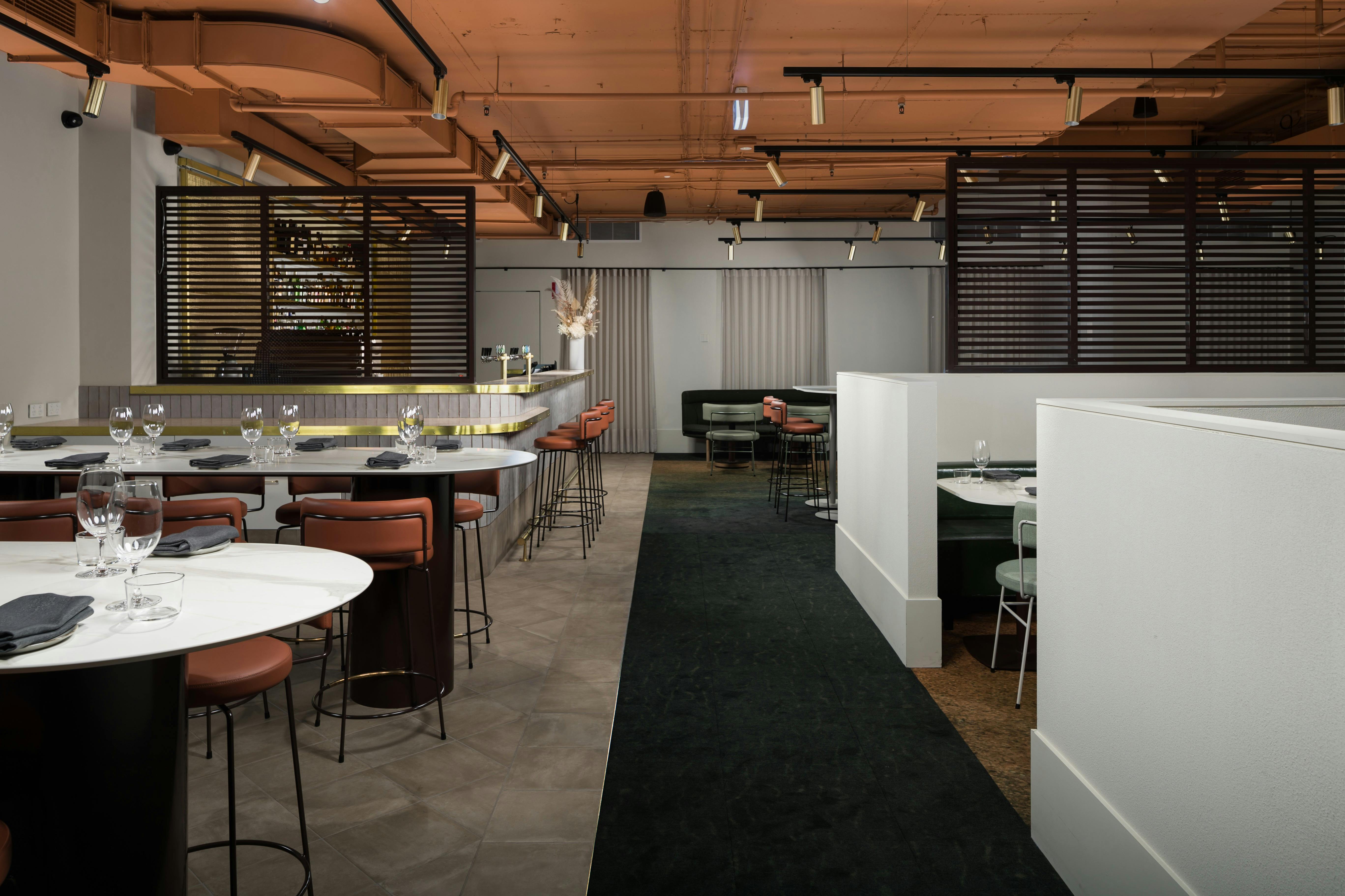 Eva's Restaurant & Bar