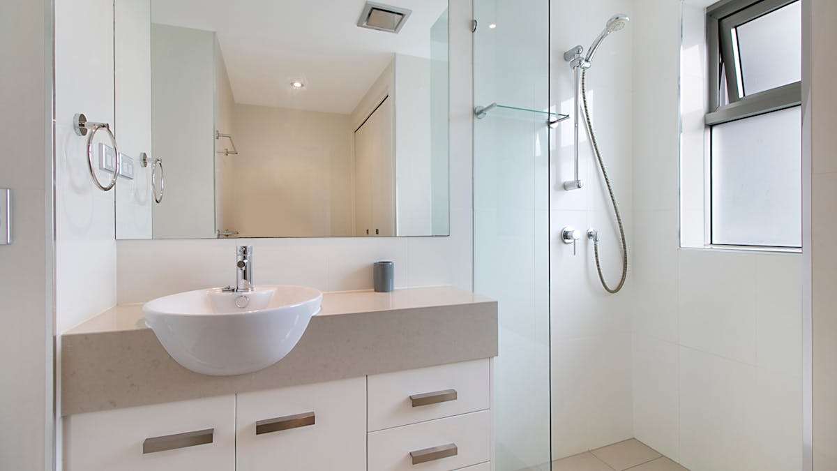 Main Bathroom