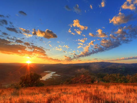 Mookerawa 水域的倒影