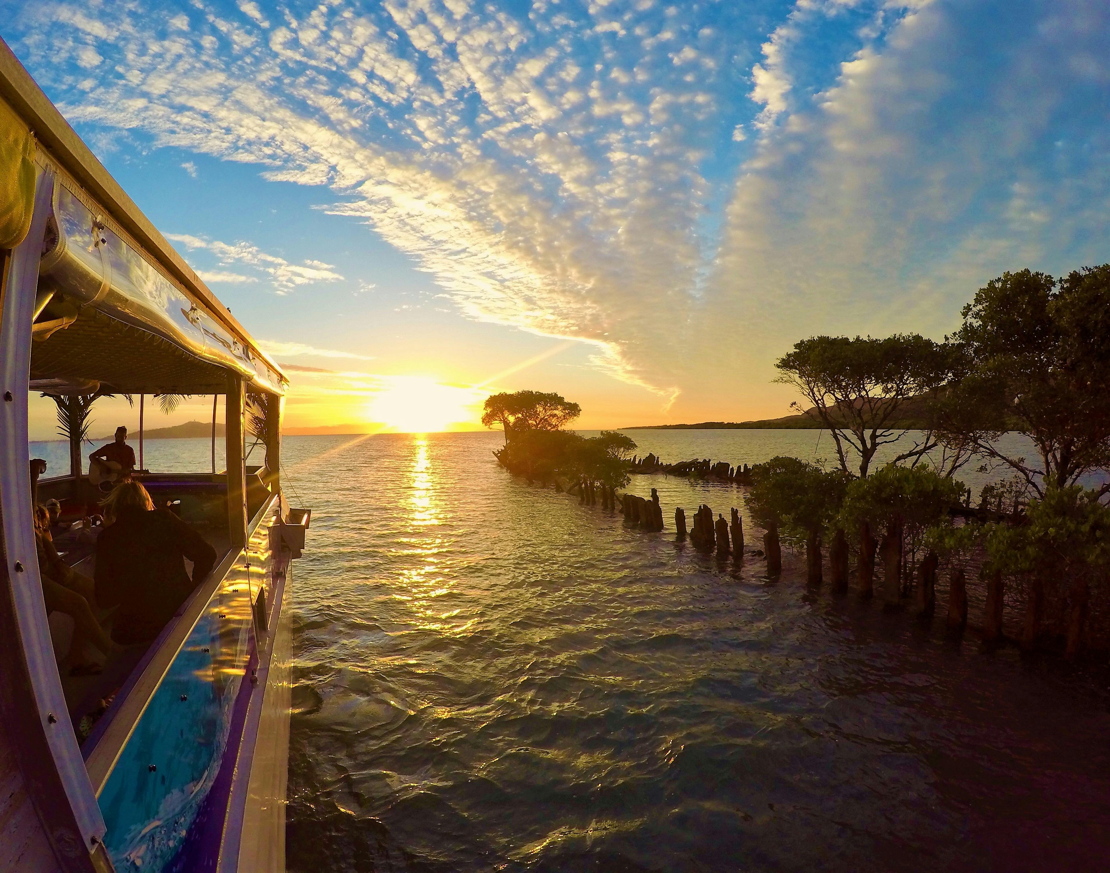 Beautiful experiences at sunset with Aquascene Magnetic Island