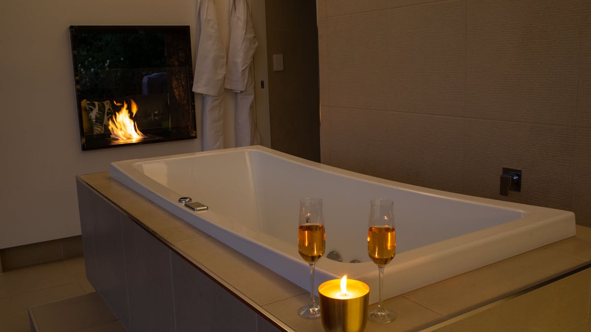 Winter fires & Spa Baths