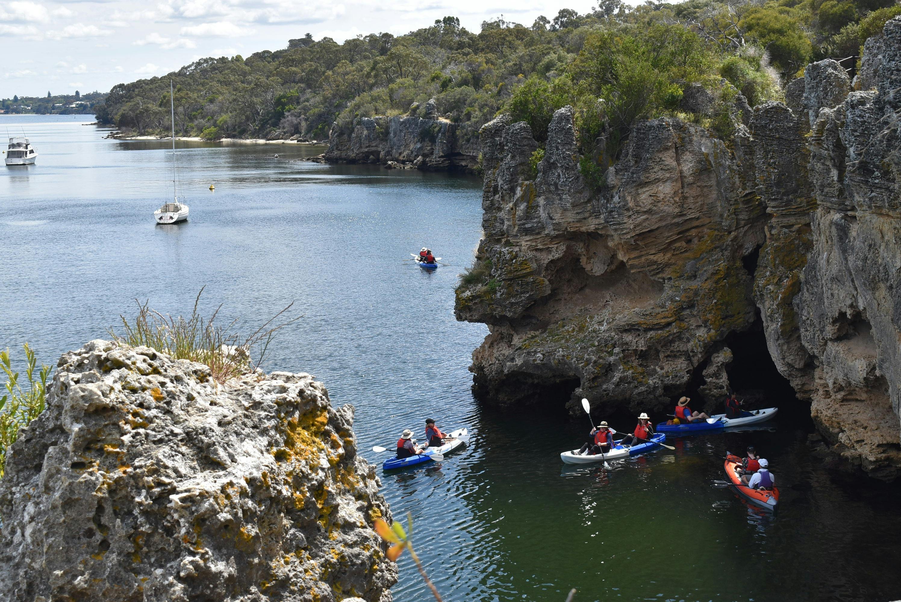 GoGo Active Tours, Rossmoyne, Western Australia