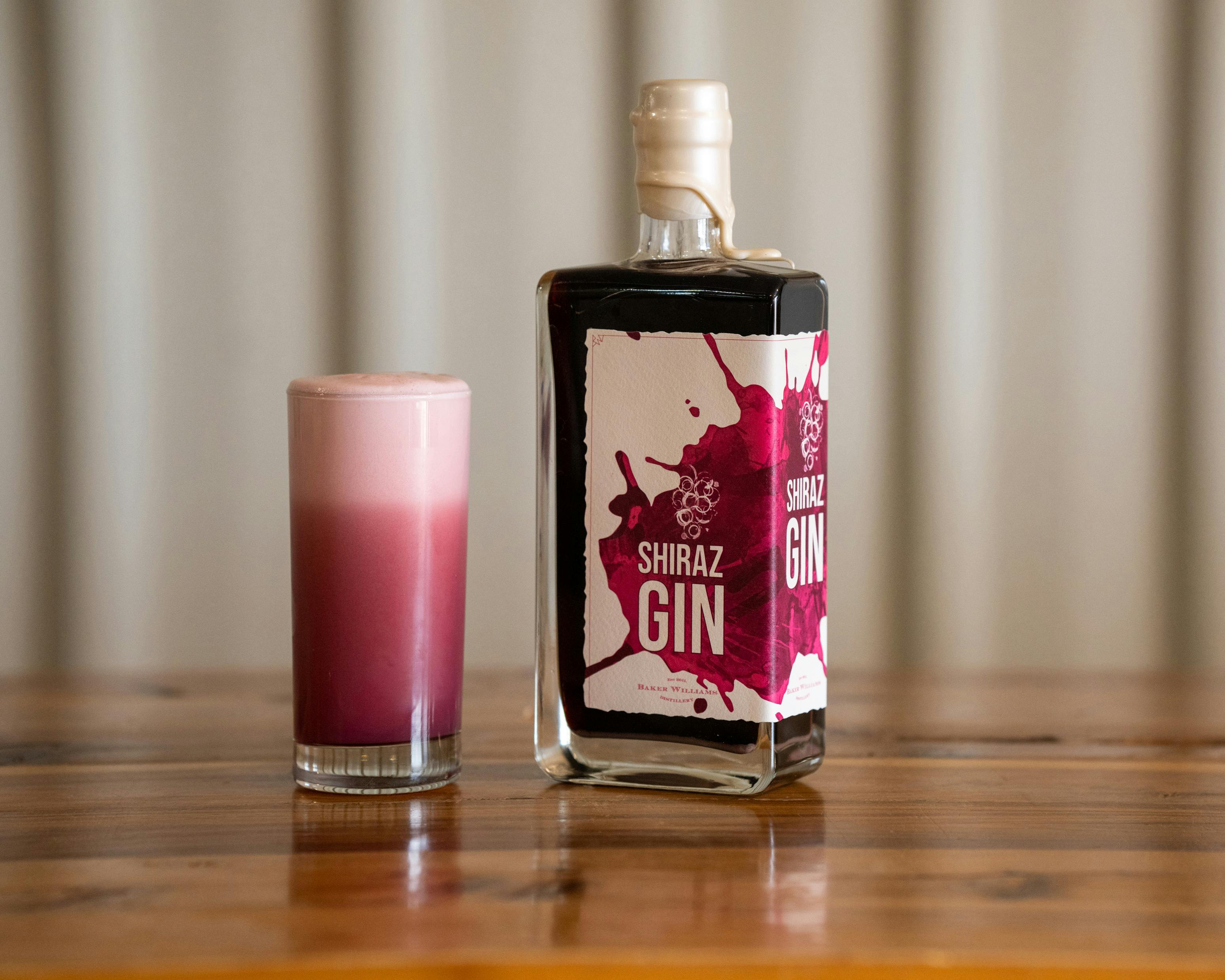 베이커 윌리엄스 쉬라즈 진