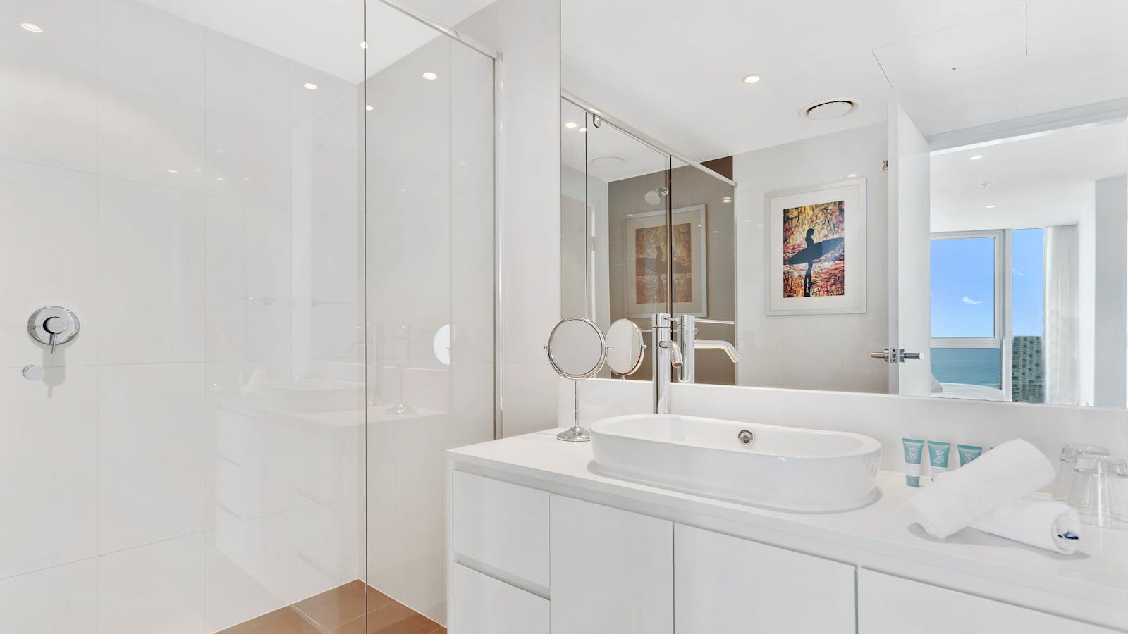 The H Residences - Luxurious Bathrooms