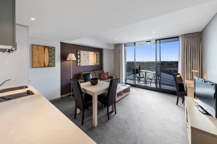 ONE BEDROOM DELUXE